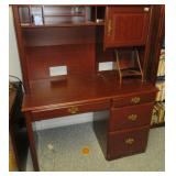 computer desk 47' x 59'