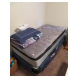 TWIN BED / FRAME / BEDDING