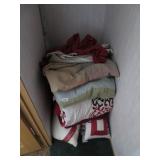 BEDDING - COMFORTER, PILLOWS ETC