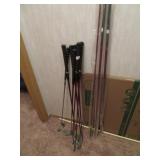 7 GOLF CLUBS (6 ARE PUTTERS)