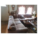 MICROFIBER L-SHAPED COUCH W/PILLOWS