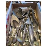 BXLT-QUADRUPLE PLATE FLATWARE