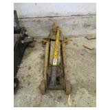 YELLOW FLOOR JACK
