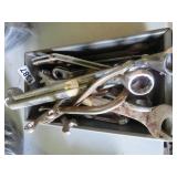 LOT MISC WRENCHES