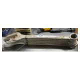 5 PITTSBURGH WRENCHES 1 1/2-2IN