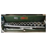 SK WAYNE SOCKETS AND BREAKER BAR SET