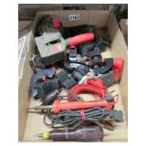 CORNER CLAMP AND METAL ENGRAVER