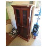 2 DOOR CURIO CABINET 22' X 44' X 8'