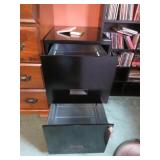 2 DRAWER METAL FILE CABINET W/KEY