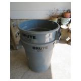 2 BRUTE RUBBERMAID GARBAGE CANS-NO LIDS