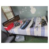 QUEEN BED FRAME / MATTRESS