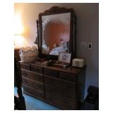 10 DRAWER DRESSER W/MIRROR **