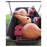 TOTE OF BIRDHOUSES ETC
