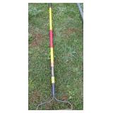 GARDEN RAKE W/FIBERGLASS HANDLE
