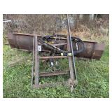 SNOW PLOW WITH HYDRAULIC RAM