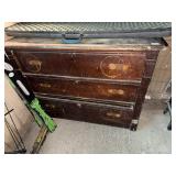 3 DRAWER OAK DRESSER