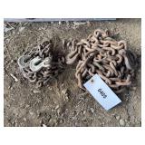 PAIR OF SMALL CHAINS HOOKS ON BOTH ENDS
