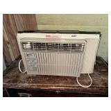 COOLERATOR 5000BTU WINDOW AIR CONDITIONER