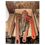 6 PIPE WRENCHES
