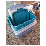 5 Totes w/ Lids