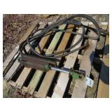 Hydraulic 2way ram