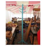 Teal Halltree