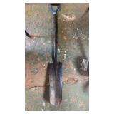 Kobalt Track Shovel