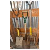 Square & round point shovels, spade