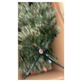 6.5ï¿½ pre lit Christmas tree