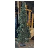 6ï¿½ Christmas tree