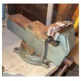 5ï¿½ swivel bench vise
