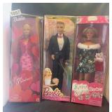 2 Barbieï¿½s, 1 Ken