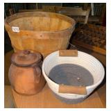 Bean pot and  two baskets