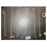 6 ï¿½goldï¿½ costume jewelry necklaces, 3 loose
