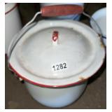 Enamelware chamber pot slop jar