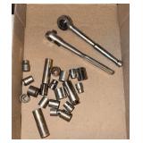 3/8ï¿½ Craftsman ratchets and sockets