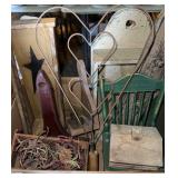 Miscellaneous mostly wooden home decor items
