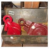 2 pulleys, metal box