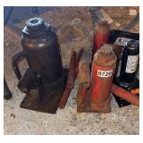 3 bottle jacks, 2 screw jacks
