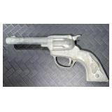Vintage 1950s Hubley metal cap gun