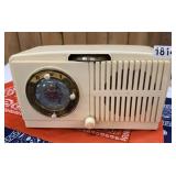 VINTAGE RADIO