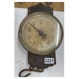 VINTAGE HANGING GENERAL STORE SCALE