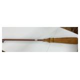 VINTAGE HANDCRAFTED STRAW HEARTH BROOM