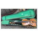 EARLY VIOLIN , CASE