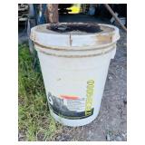 5 Gallon Bucket of Oil