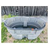 Rubbermaid 100 Gallon Watering Trough