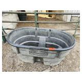 Rubbermaid 100 Gallon Watering Trough