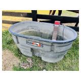 Rubbermaid 100 Gallon Watering Trough