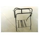 Saddle Stand