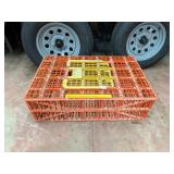 Plastic poultry transport crate